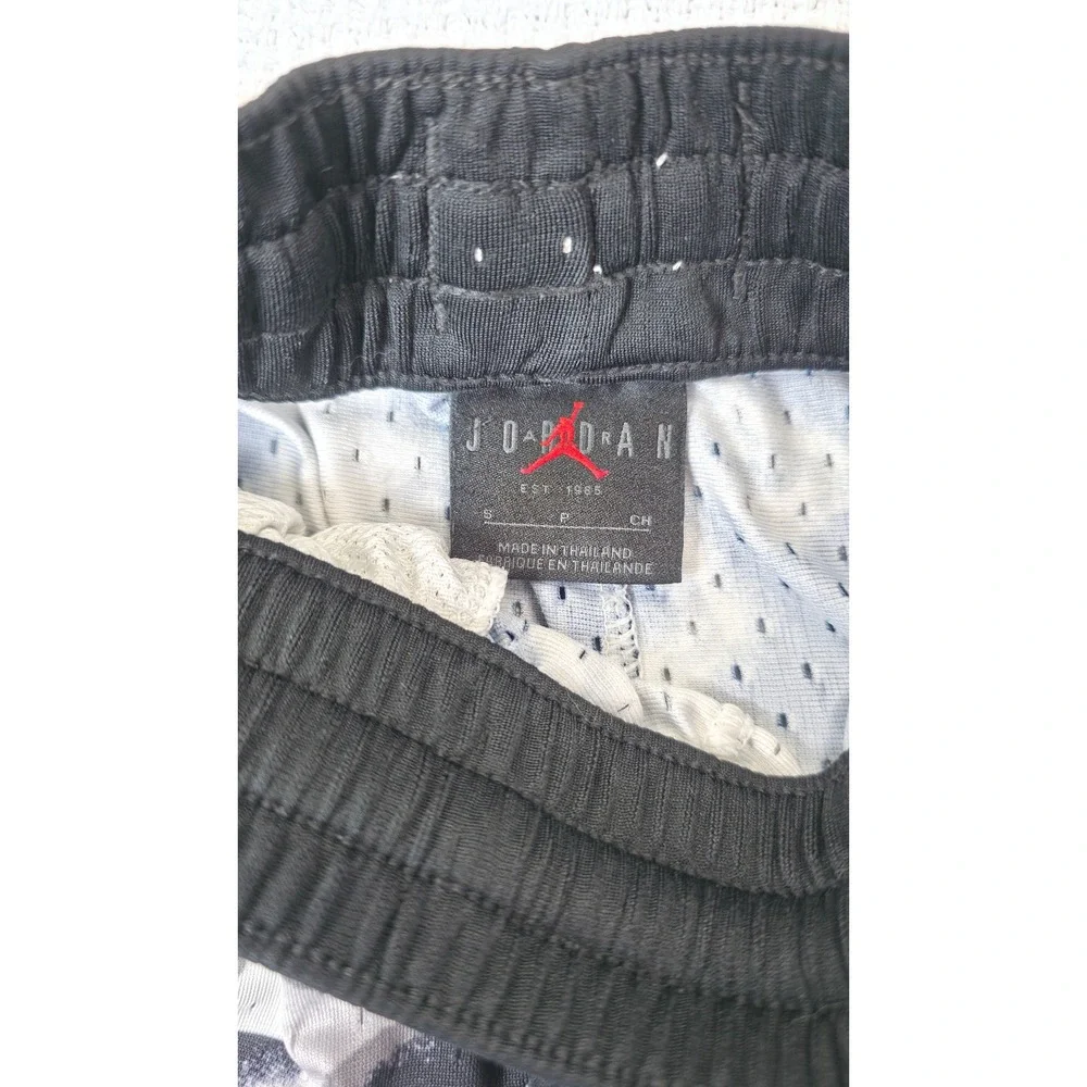 Jordan Basketball Shorts Mens Small Black Grey  Diamond Dri-FIT